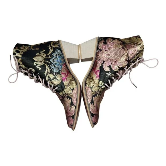 Womens Brocade Lace-Up Ankle Boots Floral Design High Block Heel Size 39 EU 8.5 - Picture 3 of 6